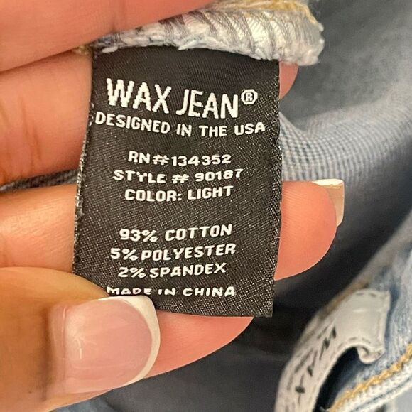 Wax Jean Junior’s Light Wash Super Distressed High Rise Skinny Denim Jeans 7/28 - Picture 10 of 12